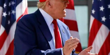 Donald Trump Proposes Green Cards for Foreign Graduates from US Colleges