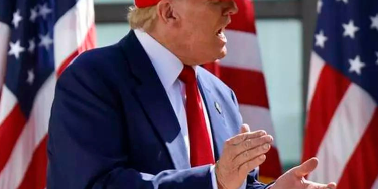 Donald Trump Proposes Green Cards for Foreign Graduates from US Colleges